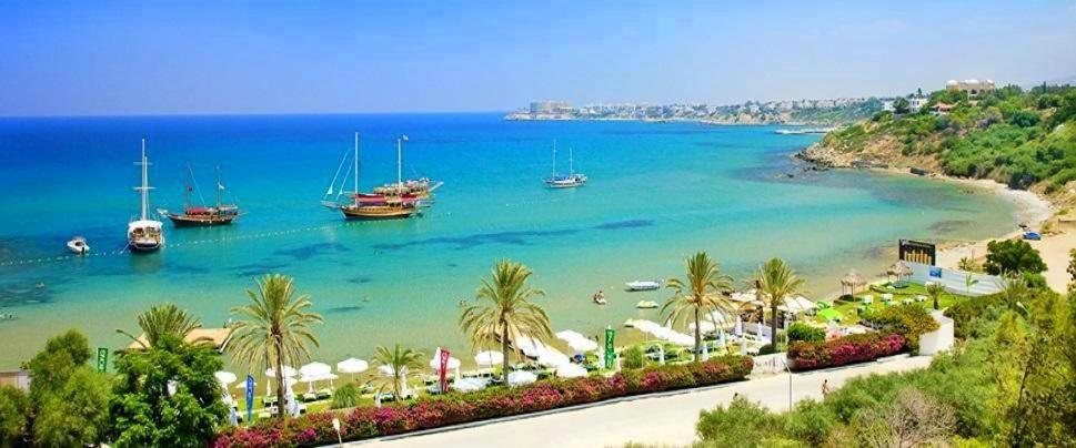 Sea & Sky At Escape Beach Aparthotel Kyrenia  Luaran gambar